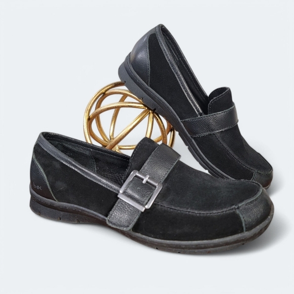 BOC Black Loafers Suede Leather Buckle Size 8.5 Comfy Casual Classic - Picture 1 of 17